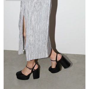 (SOLD) Oak + Fort Platform Mary Janes